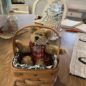 Boyds Bears Plaid Teddy in Woven Basket